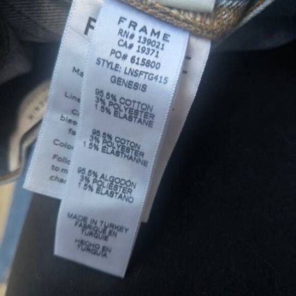 Frame Denim zig zag hem cropped jeans Le Nouveau Straight STYLE: GENESIS - Picture 8 of 10